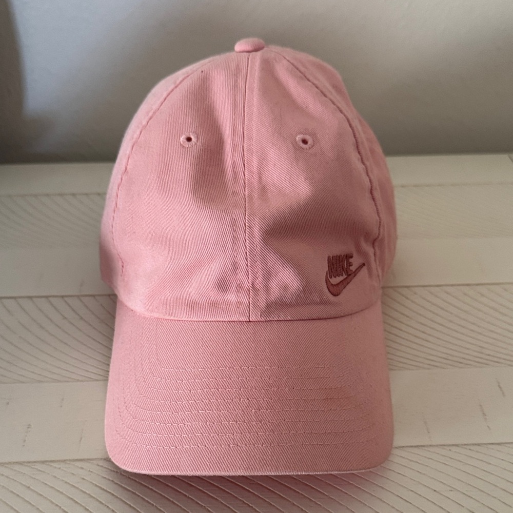 Nike Soft Pink Cap